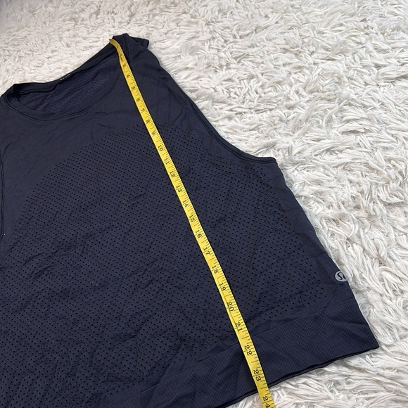 Lululemon Breeze By Muscle Tank II Midnight Navy / Midnight Navy - Picture 3 of 6